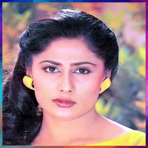 From DU to Debut: A Rising Star Once Likened to Smita Patil