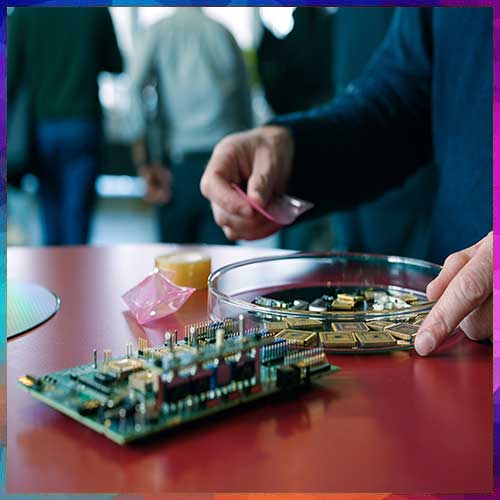 Qualcomm Tapes Out 2nm Chip, Boosting Indiaâ€™s Design Ambition
