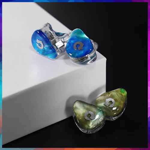 Headphone Zone and ddHiFi bring two hand-painted, solid-resin IEMs to the budget segment for the first time