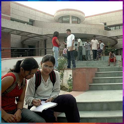 IIT Kanpur recruits teen who exposed CBSE portal flaws