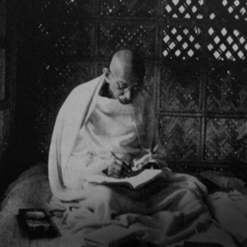 United India: opportunity to build the India of Gandhiji's dreams